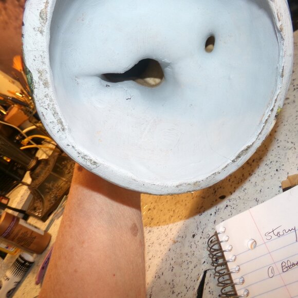 cement statue. - Picture 3 of 3